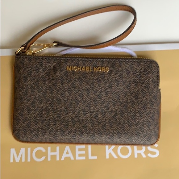 Michael Kors Jet Set Travel Lg Top Zip Wristlet - Picture 7 of 16